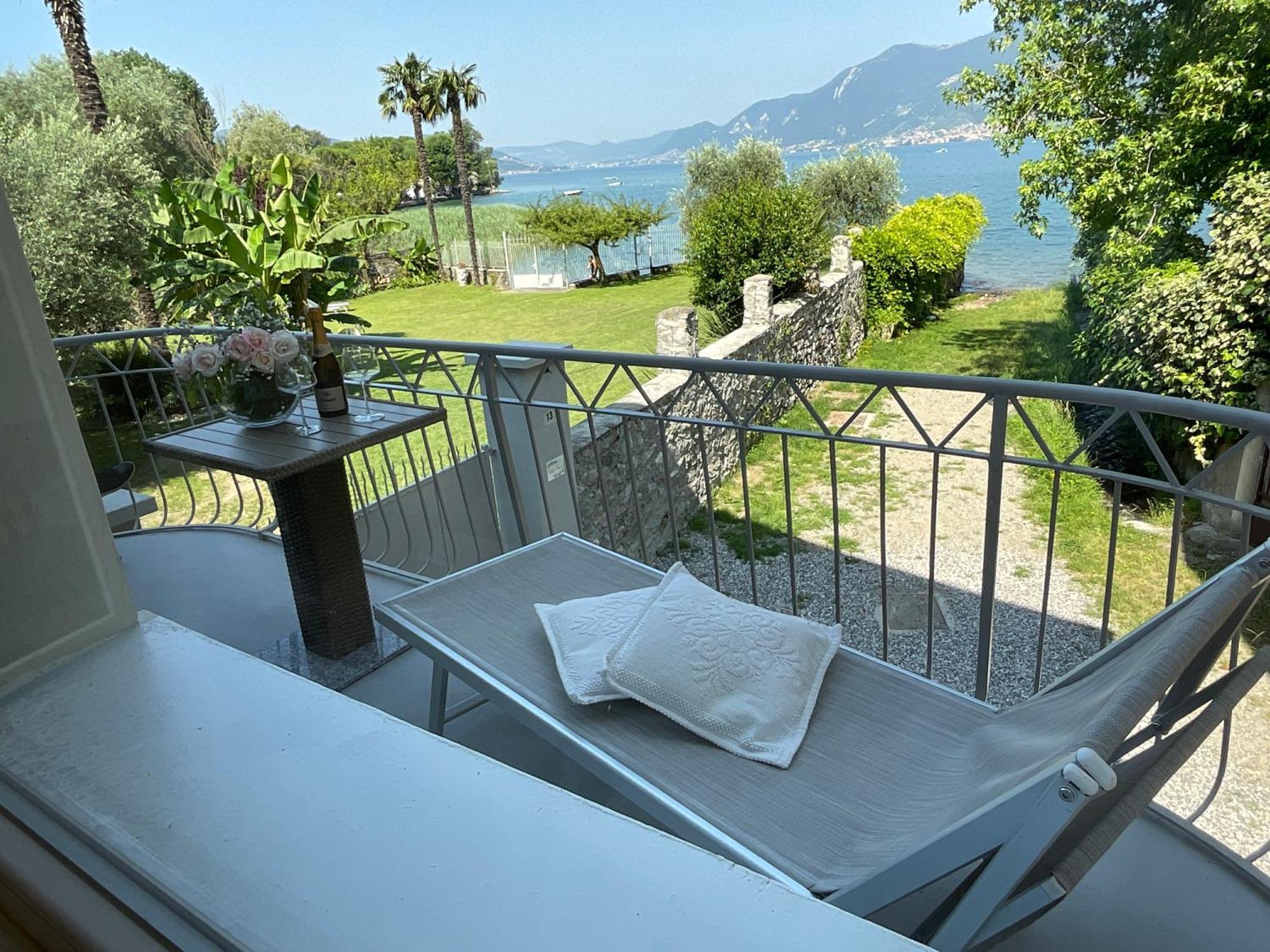 Villa Franca Pilzone Buitenkant foto